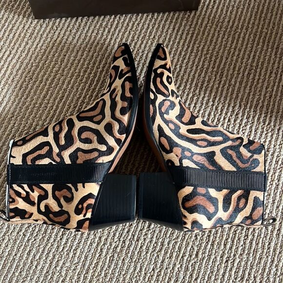 LINEA PAOLO Sevilla II Genuine Calf Hair Leopard  Booties 7.5 - Picture 6 of 10